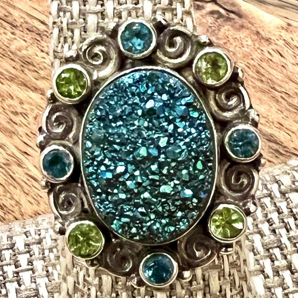 Sajen Sterling Silver Peacock Blue Druzy Ring with Peridot and Blue Topaz Sz adj
